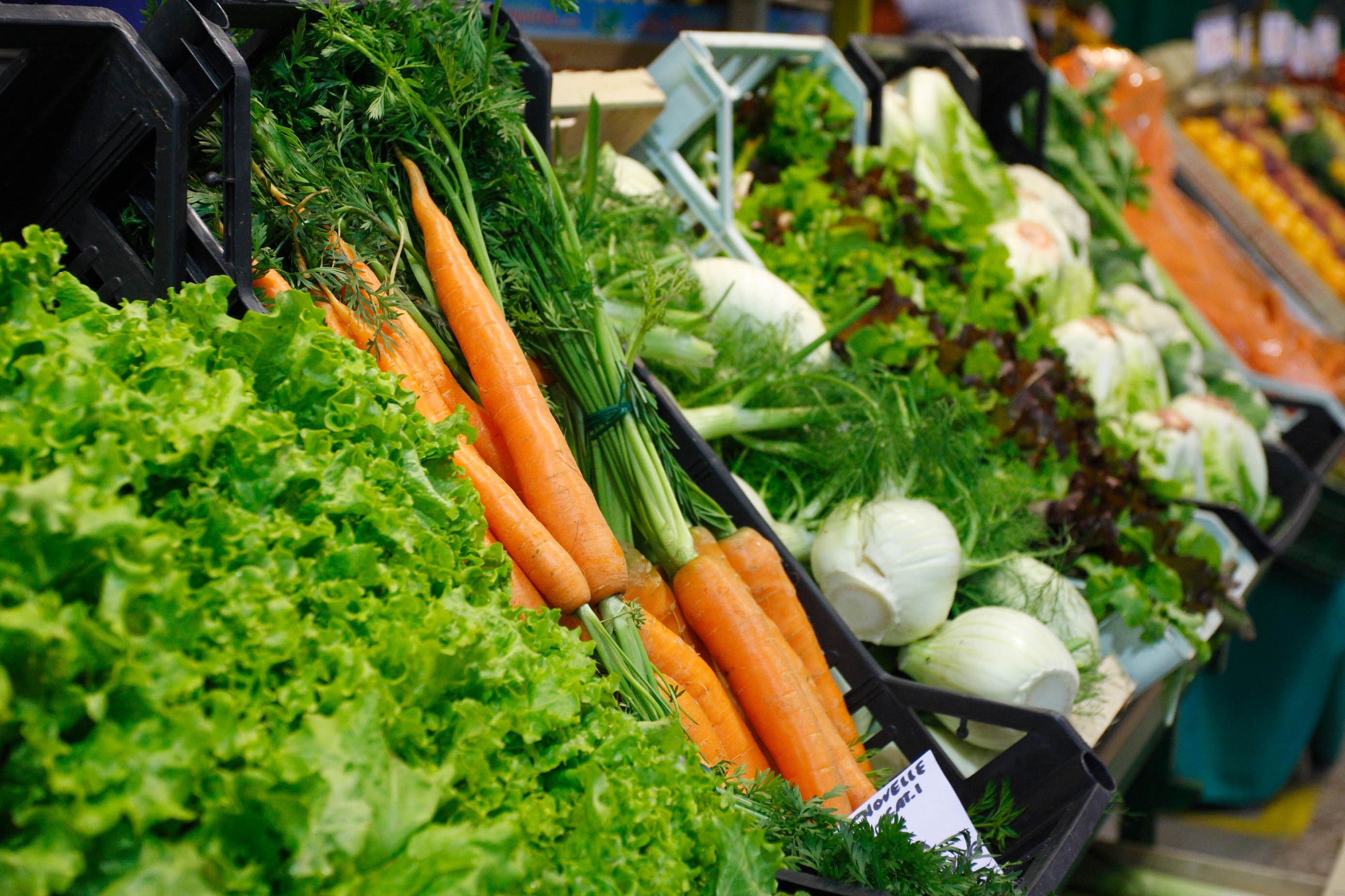 ירקות בשוק באיטליה (צילום: חגי ידידיה)